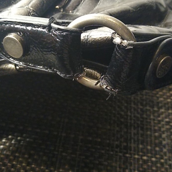 3 /$10 Vera wang - Picture 4 of 5